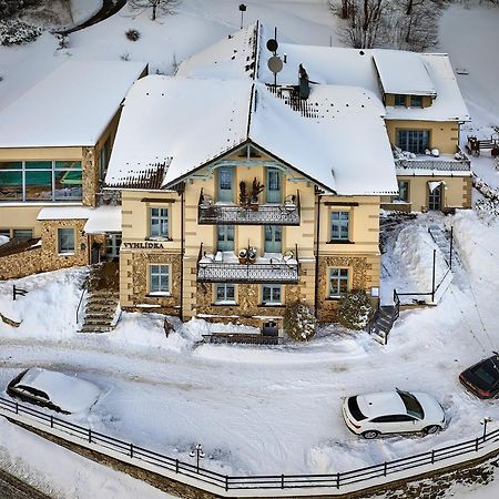Residence Vyhlidka ยันสแก ลาสเนีย ภายนอก รูปภาพ