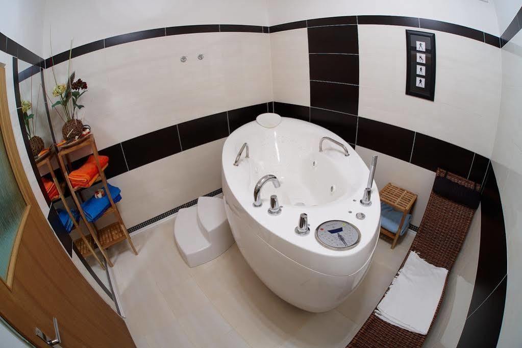Residence Vyhlidka ยันสแก ลาสเนีย ภายนอก รูปภาพ